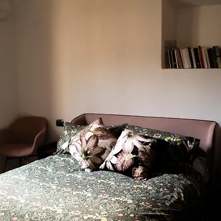 Via Senese 25 At Porta Romana